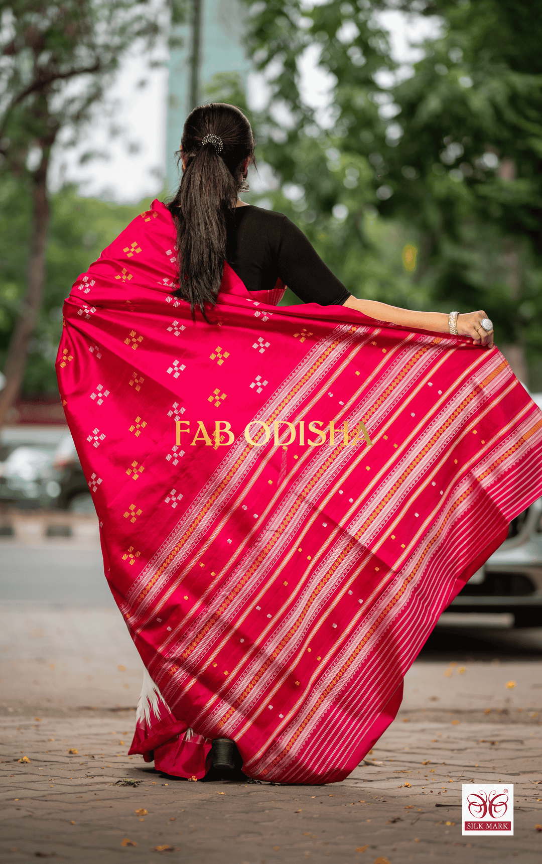 AMULYA PRISTINE EXCLUSIVE BERHAMPURI DOUBLE AANCHAL PURE SILK PATTA SAREE