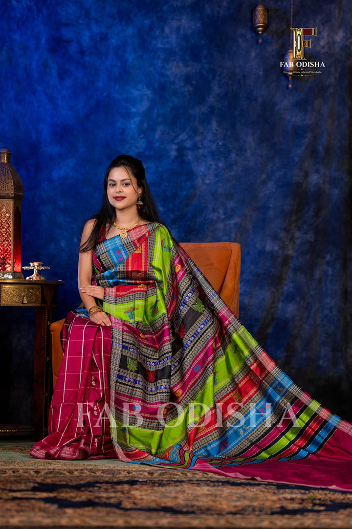 GAJAGAMINI REGAL EXCLUSIVE BERHAMPURI HANDLOOM DOUBLE AANCHAL PURE SILK PATTA SAREE