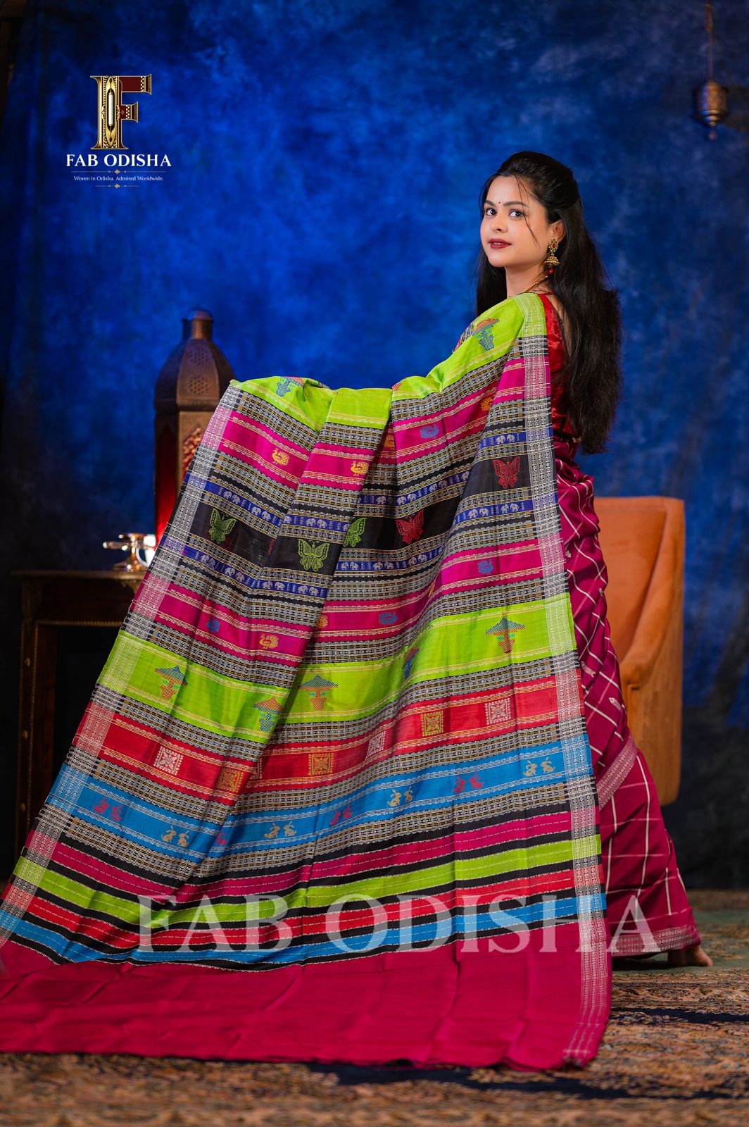 GAJAGAMINI REGAL EXCLUSIVE BERHAMPURI HANDLOOM DOUBLE AANCHAL PURE SILK PATTA SAREE