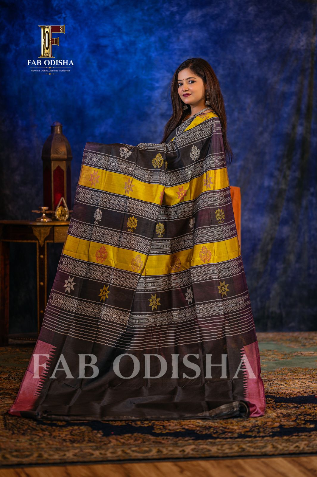 NAKSHI DRAPES BERHAMPURI HANDLOOM DOUBLE AANCHAL PURE SILK PATTA SAREE