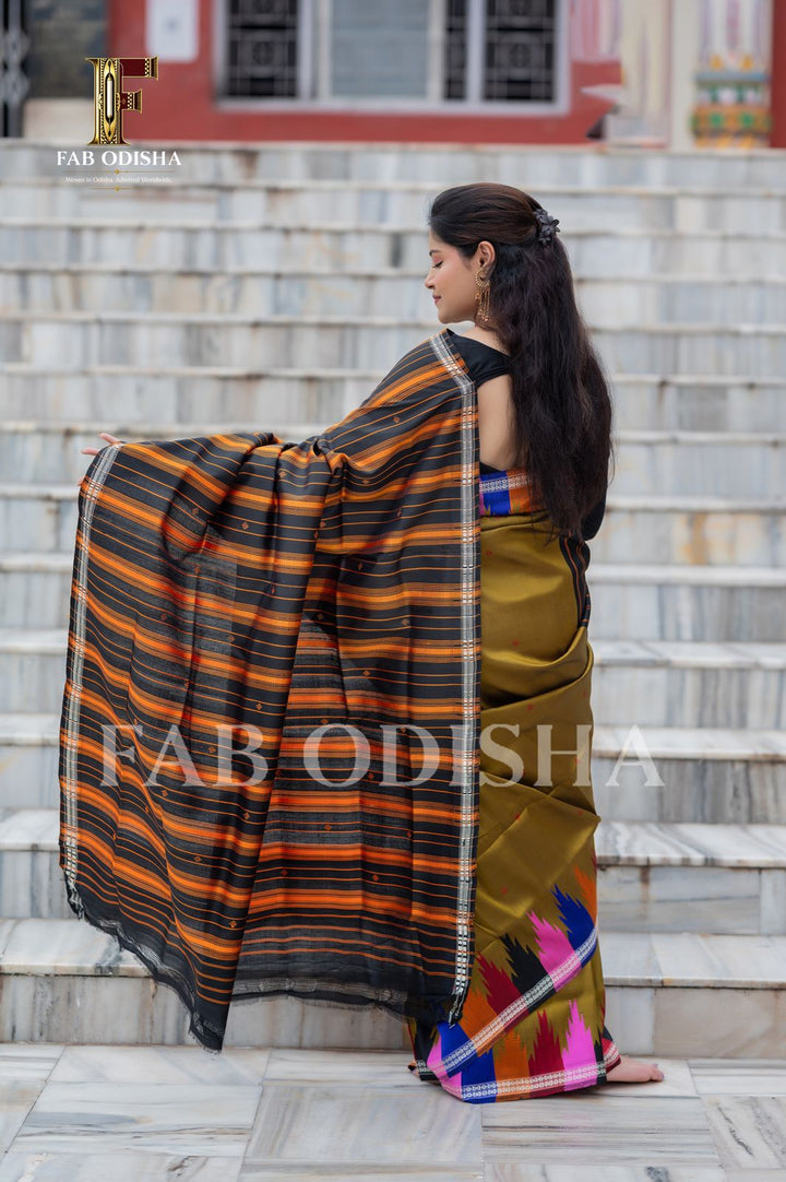 AMRITA CELESTIAL PLEATS BERHAMPURI DOUBLE AANCHAL PURE SILK PATTA SAREE