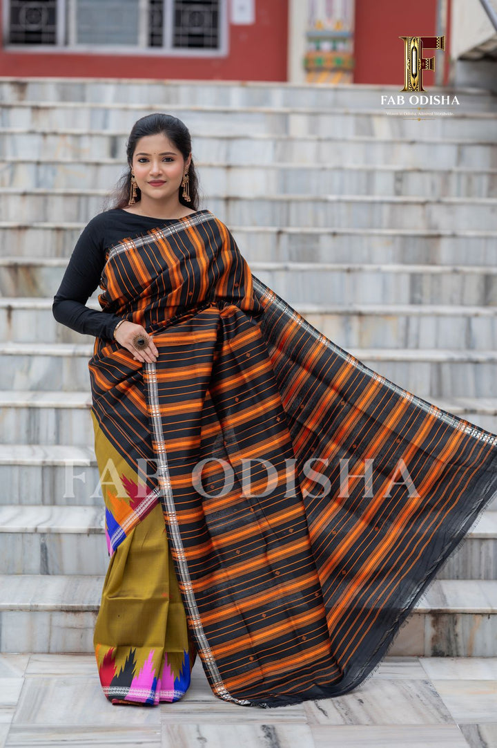 AMRITA CELESTIAL PLEATS BERHAMPURI DOUBLE AANCHAL PURE SILK PATTA SAREE