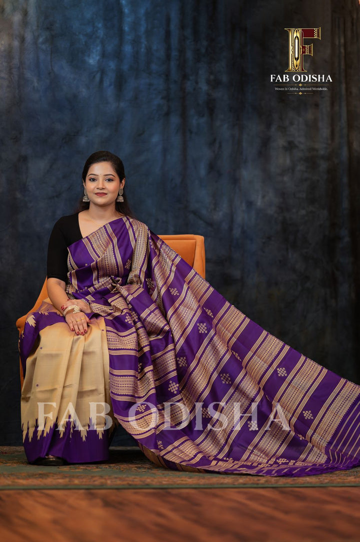 HEMVATI GOLDEN AURA BERHAMPURI DOUBLE AANCHAL PURE SILK PATTA SAREE