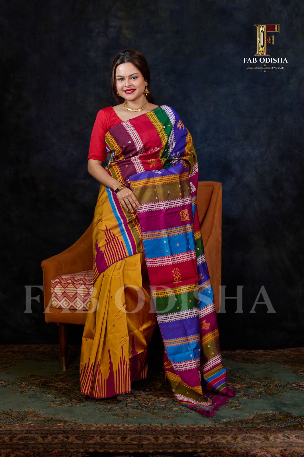 HIRANMAYI DIVYA VASTRA BERHAMPURI HANDLOOM DOUBLE AANCHAL PURE SILK PATTA SAREE