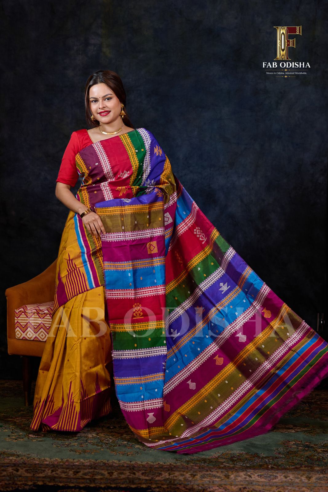 HIRANMAYI DIVYA VASTRA BERHAMPURI HANDLOOM DOUBLE AANCHAL PURE SILK PATTA SAREE