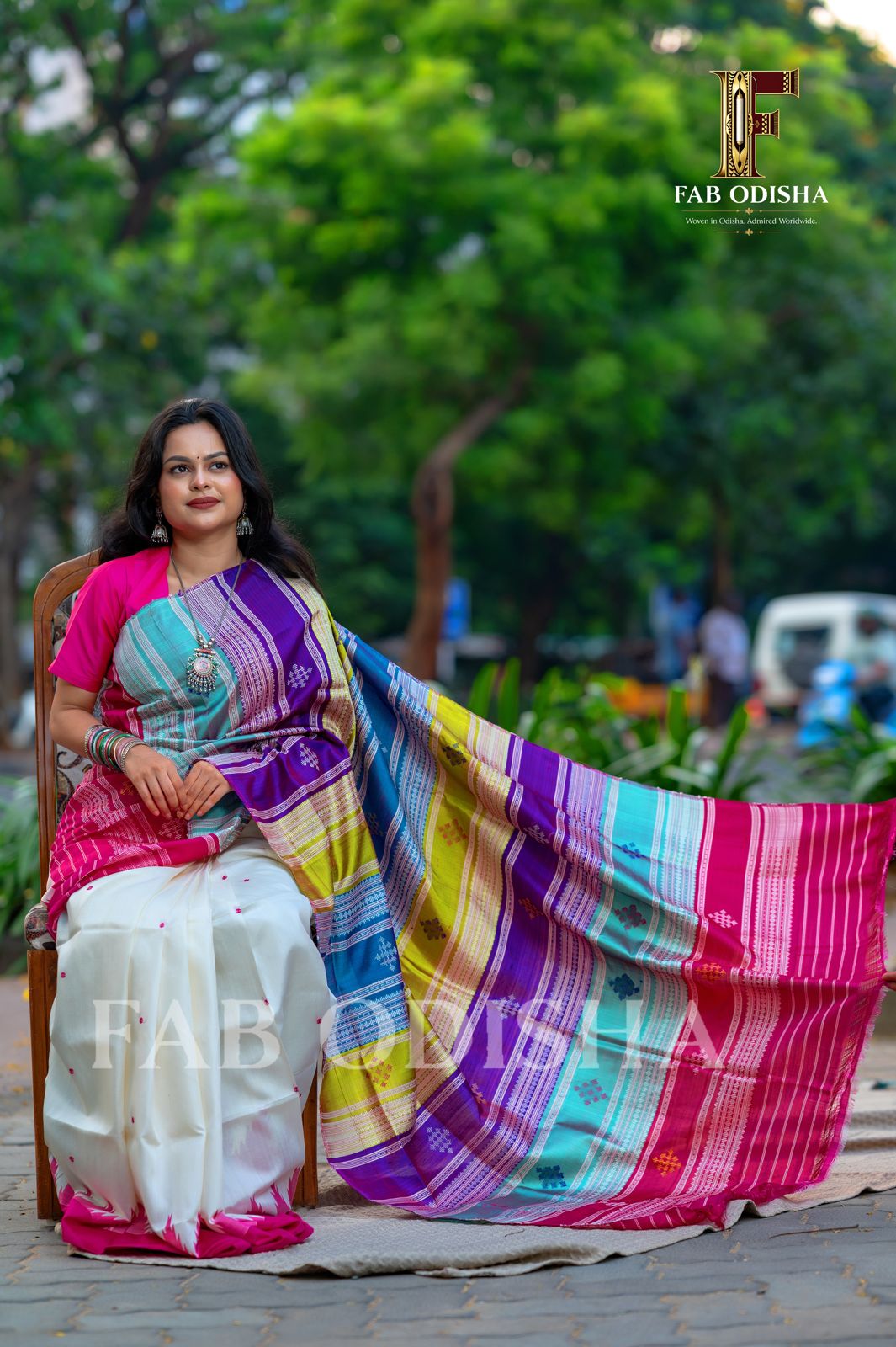 JANHA PARI BERHAMPURI DOUBLE AANCHAL PURE SILK PATTA SAREE