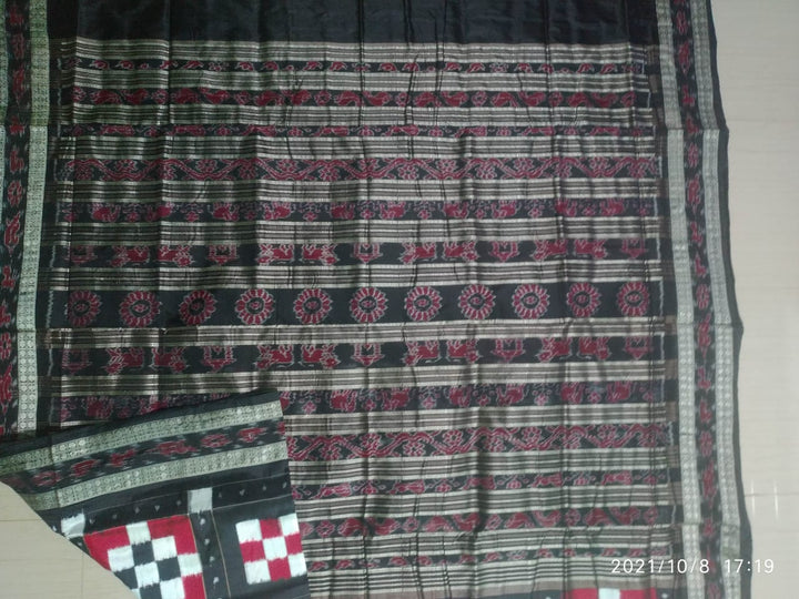 Pasapalli magnificent Red and Black